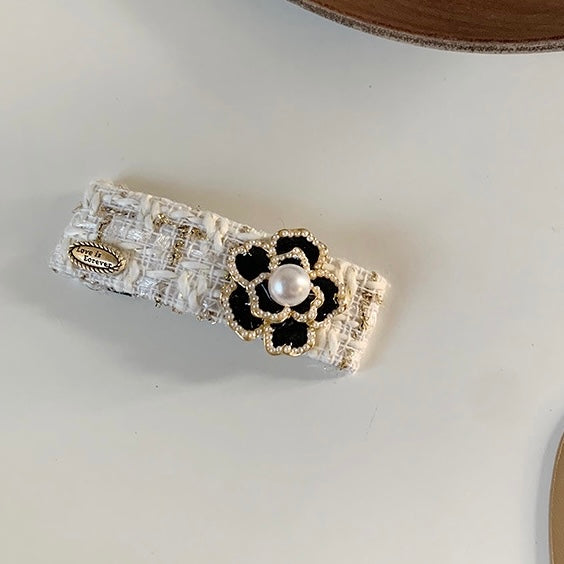 White Woolen Knitting Style Hairpin