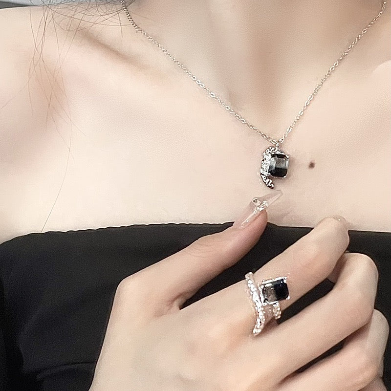 (Buy1 get 2) Black Stone Necklace & Earrings& Ring