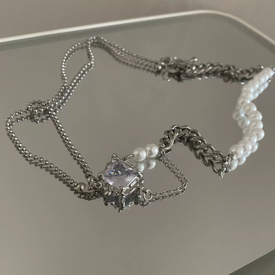Vintage Patchwork Textured Gemstone Pendant Necklace