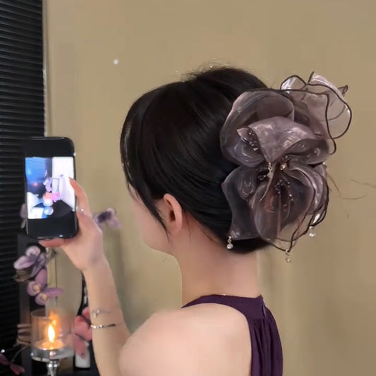 Delicate tulle flower claw clip