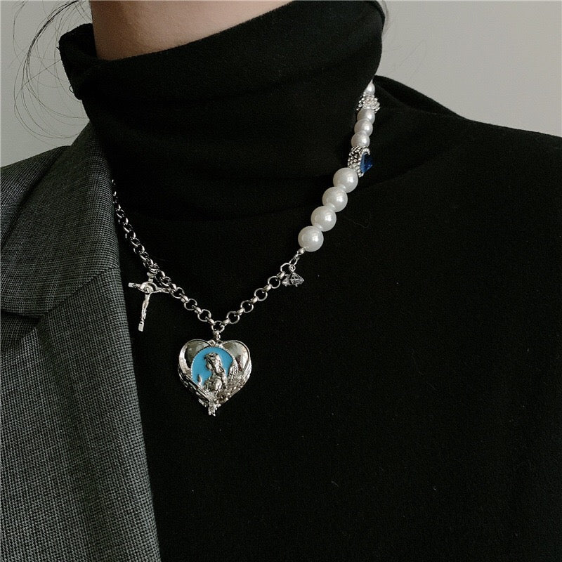 Chic Blue Heart Silver Pearl Necklace