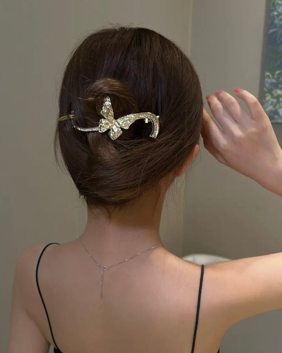 Dimond Butterfly Hair Accessory