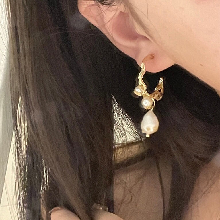 Baroque Delicate Earrings