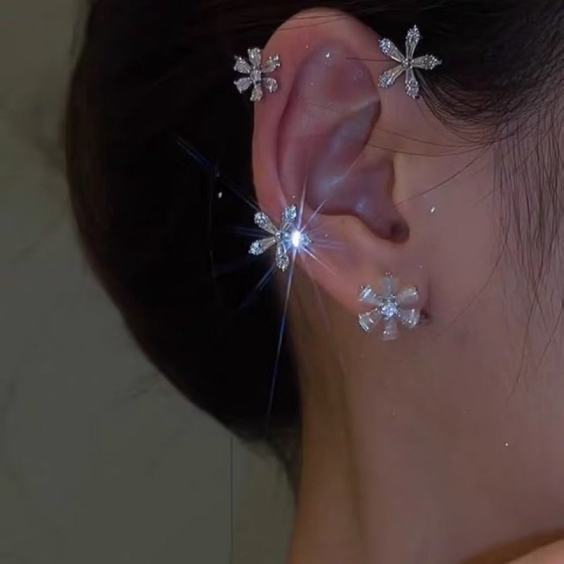 Rotating Flower Ear Hang