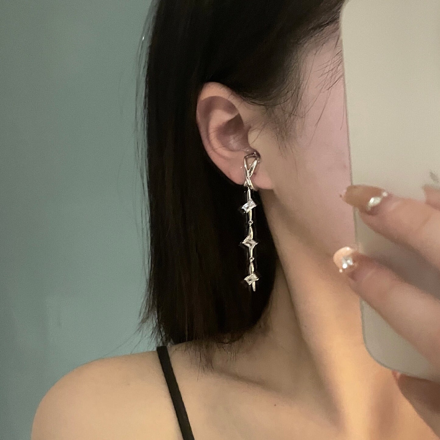 Drapey Style Ear bone Clip