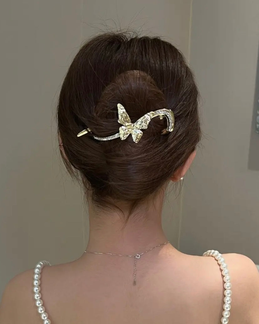 Dimond Butterfly Hair Accessory