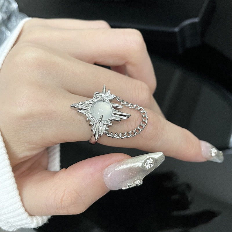 (Buy 1 Get 3) Queen of Power Featured Chain Ring Set