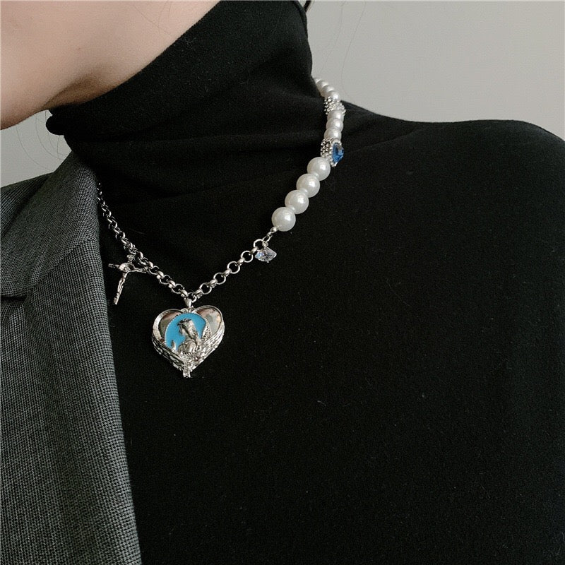 Chic Blue Heart Silver Pearl Necklace