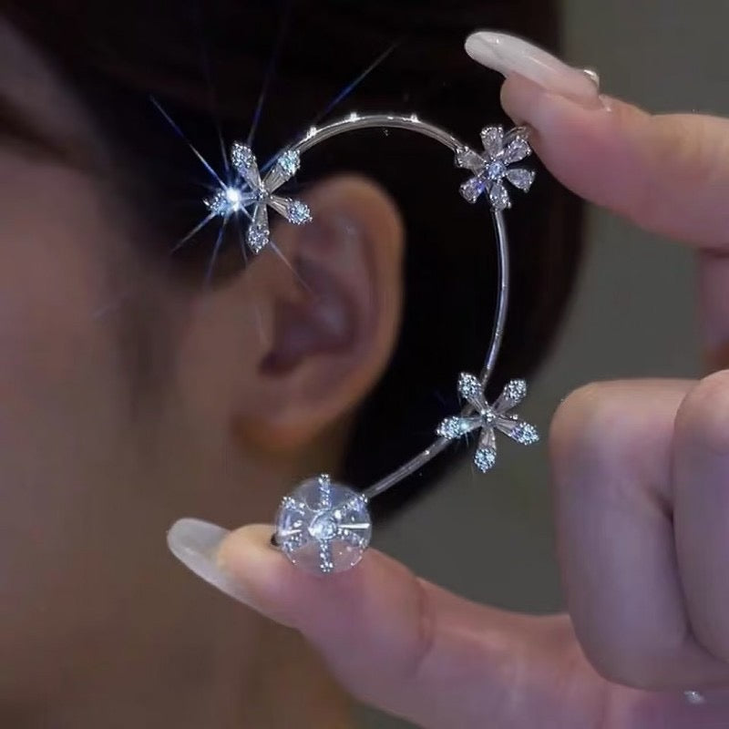 Rotating Flower Ear Hang