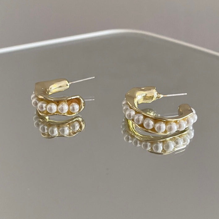 Small pearl earrings