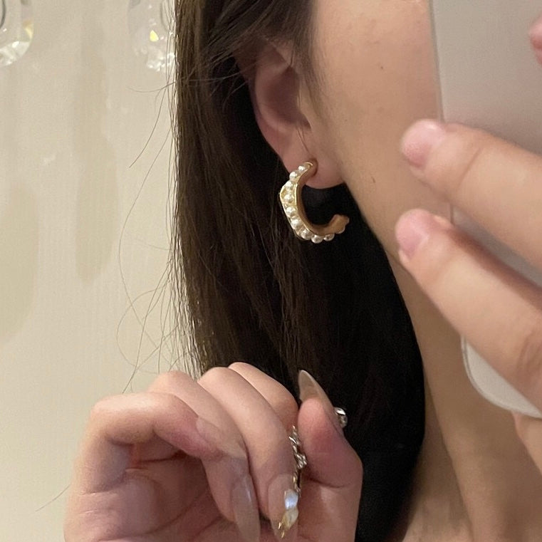 Small pearl earrings