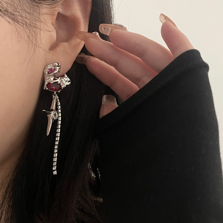 Red heart-shaped tassel earrings